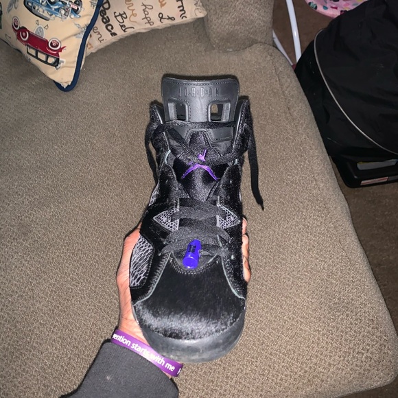 Social Status Jordan 6s - Picture 5 of 5